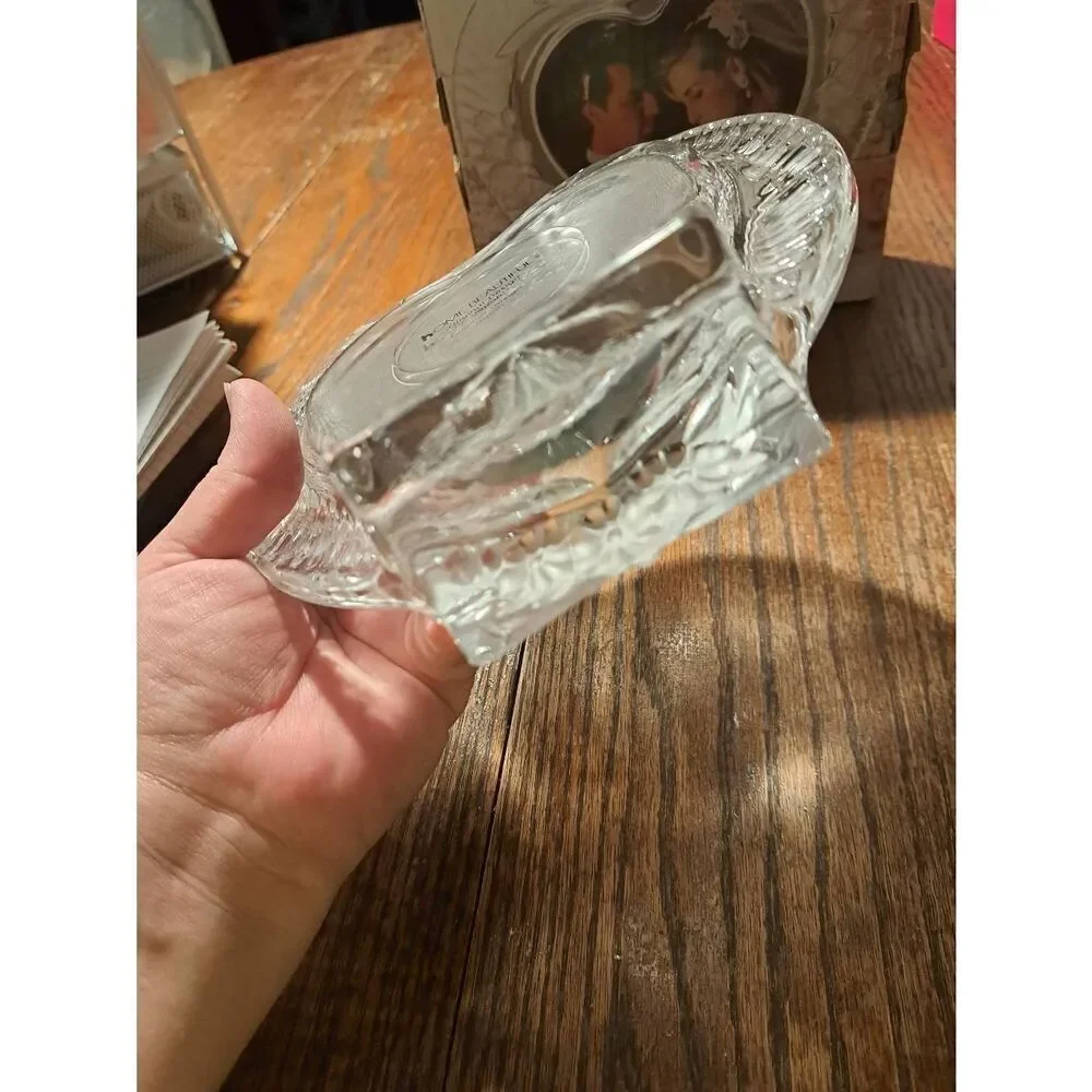Vintage Home Beautiful Japan Heart Picture Frame Chiseled Heavy Glass Bow Flower